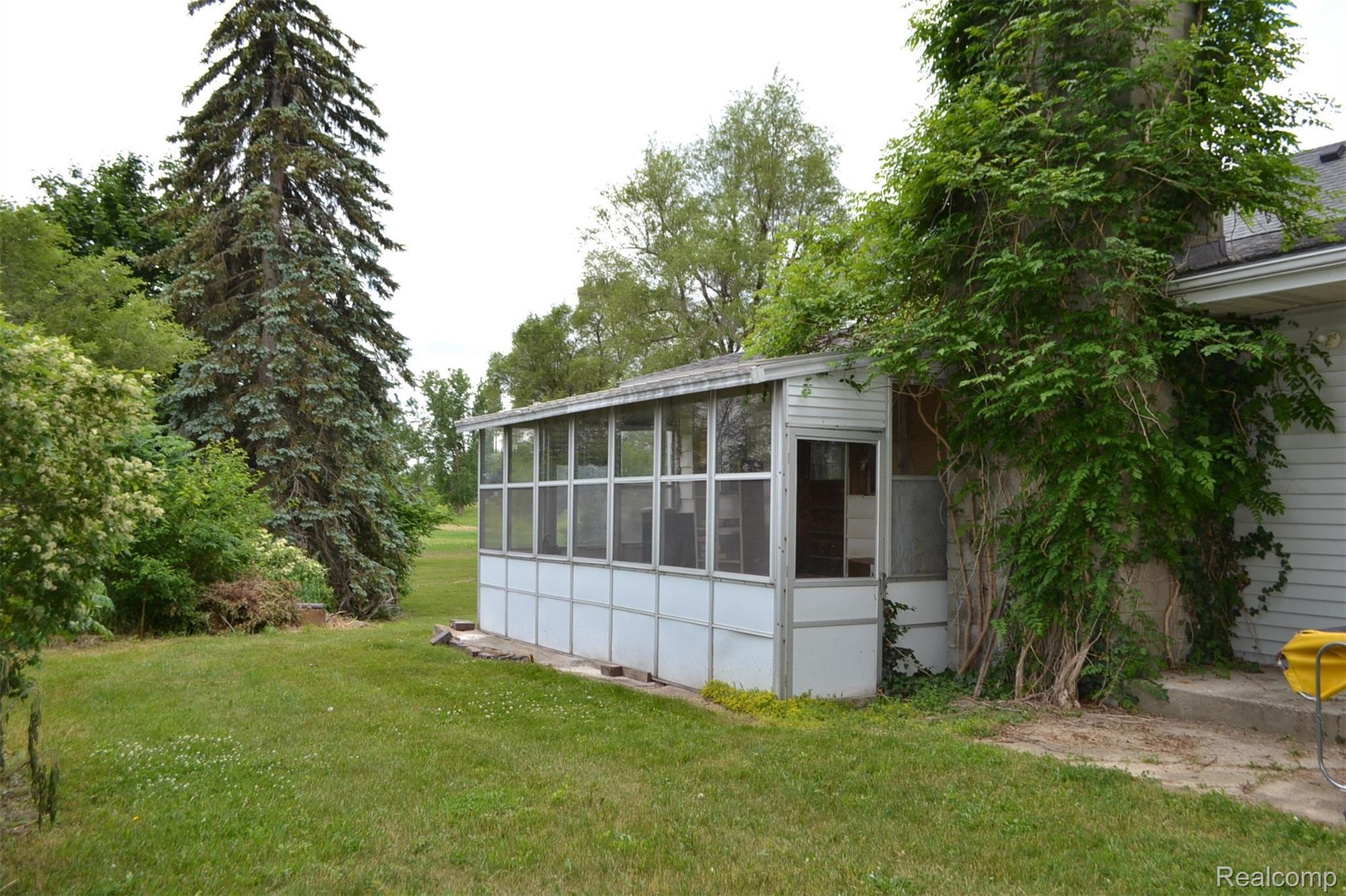 7944 Jefferson Road North Branch, MI 48461 - Photo 30 of 51 DSC_0888.JPG