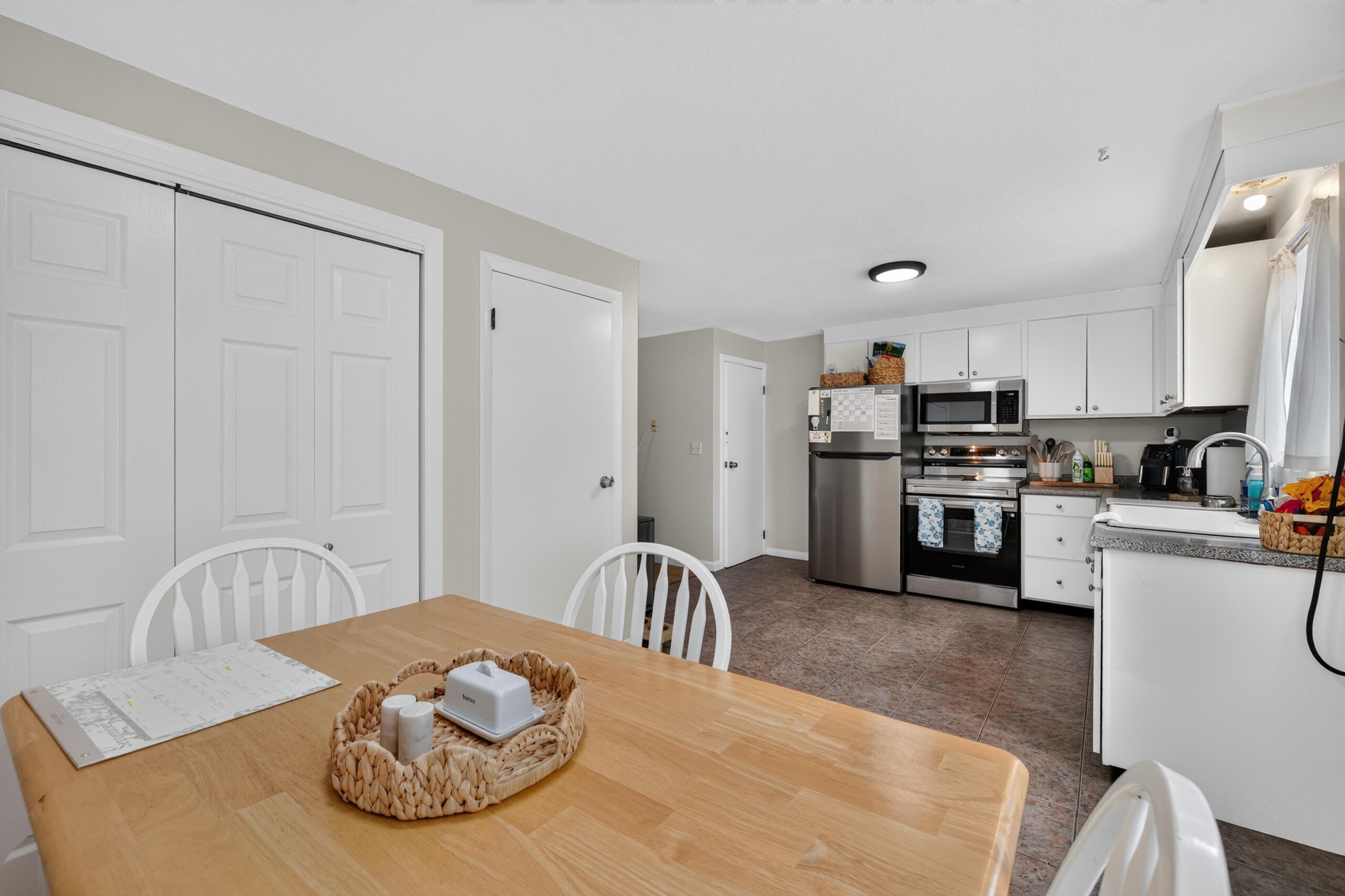 3 Villa Road, Unit 3 Westbrook, ME 04092 - Photo 6 of 41 3G0A8175