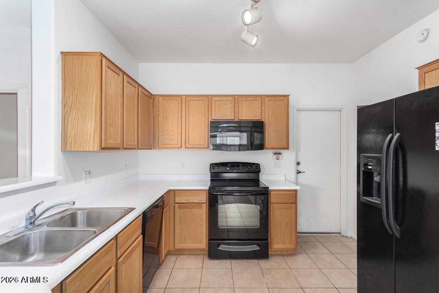 1350 South Greenfield Road, Unit 1053 Mesa, AZ 85206 - Photo 5 of 25 20240927143502564244000000-o