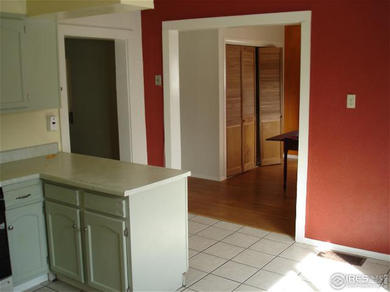 604 East Baseline Road Lafayette, CO 80026 - Photo 7 of 11