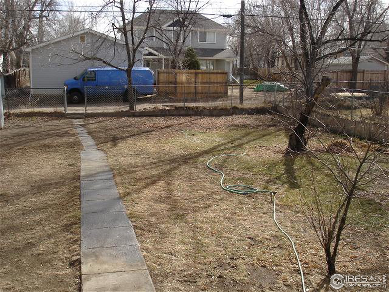 604 East Baseline Road Lafayette, CO 80026 - Photo 8 of 11 a view of a yard with brick walls