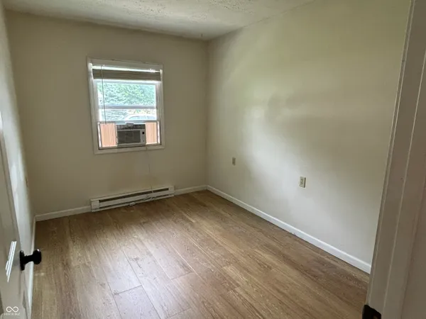 $551,998 | 220 South Walnut Street, Atlanta, IN 46031