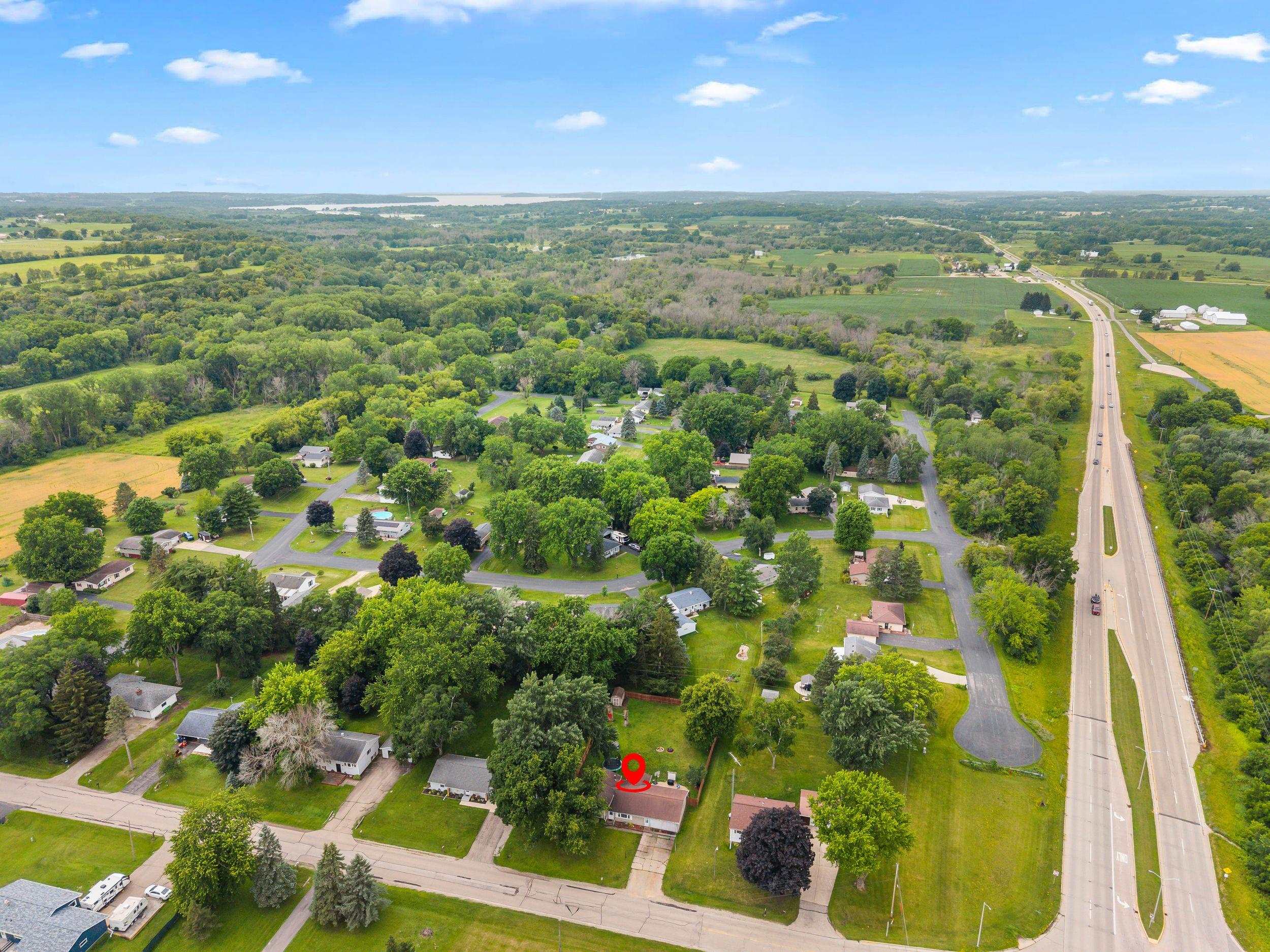 14 Arcade Glen Road Ripon, WI 54971 - Photo 6 of 38