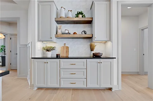 $632,900 | 15431 West 161st Street, Olathe, KS 66062