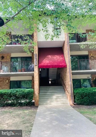 $1,800 | 13135 Dairymaid Drive, Unit 101, Germantown, MD 20874