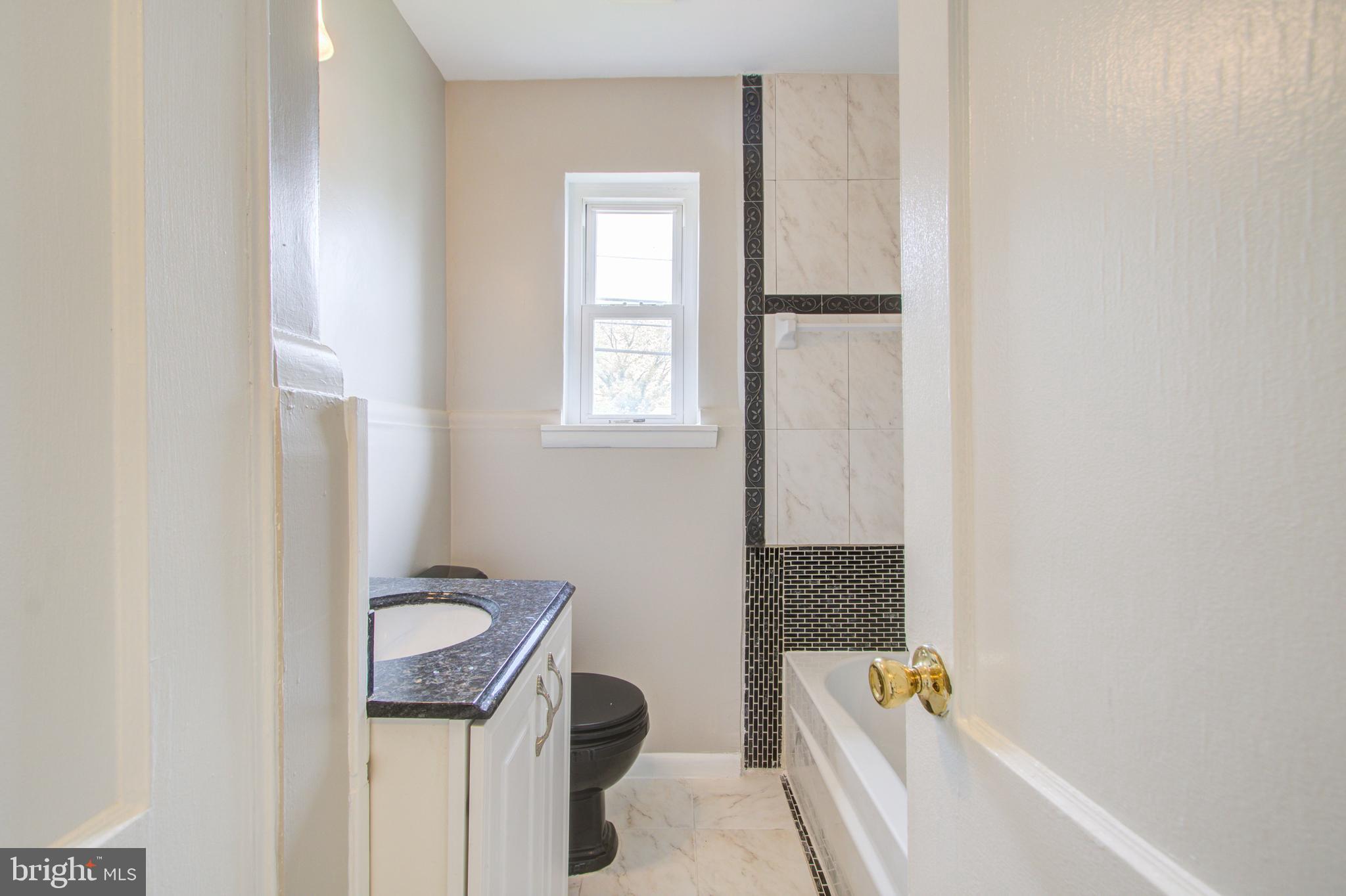 9101 Taylor Street Springdale, MD 20706 - Photo 17 of 33 Gallery Image 17