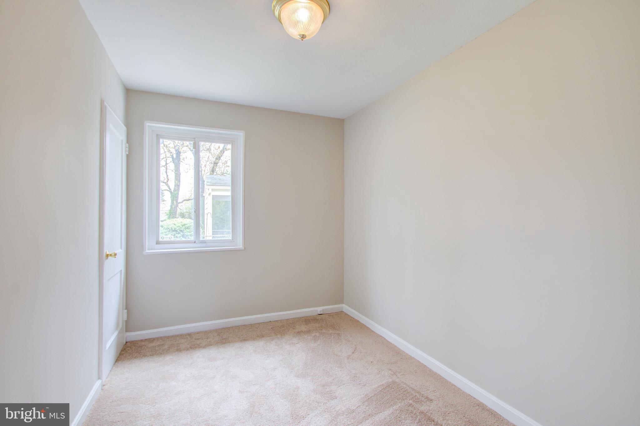 9101 Taylor Street Springdale, MD 20706 - Photo 25 of 33 Gallery Image 25