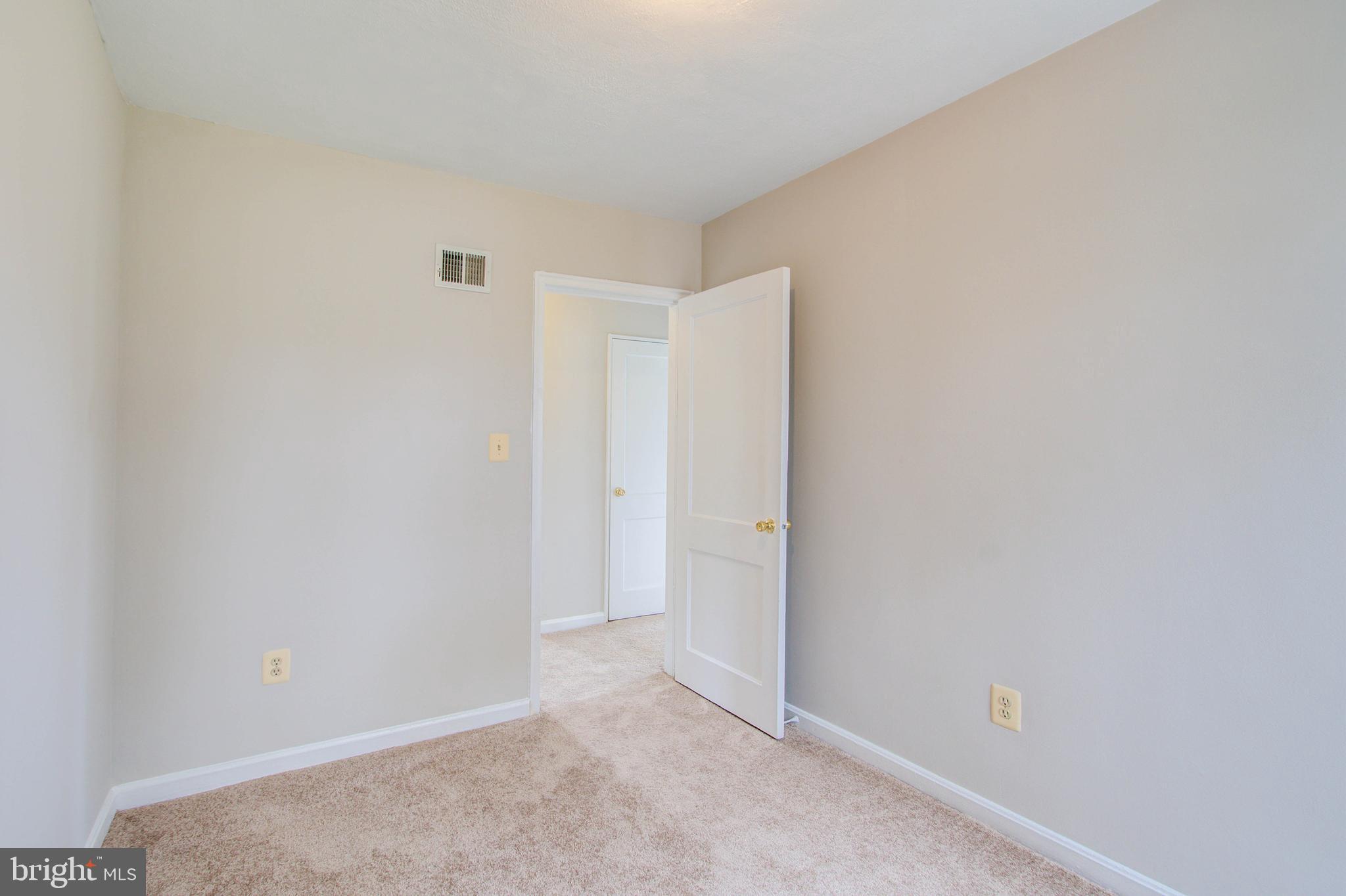 9101 Taylor Street Springdale, MD 20706 - Photo 26 of 33 Gallery Image 26