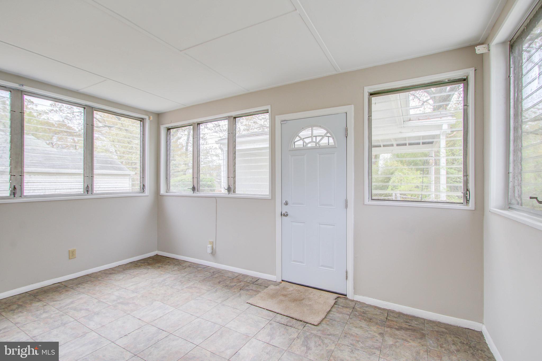 9101 Taylor Street Springdale, MD 20706 - Photo 29 of 33 Gallery Image 29