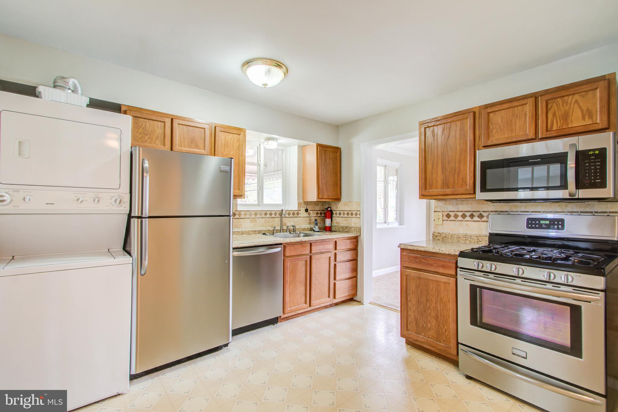 9101 Taylor Street Springdale, MD 20706 - Photo 10 of 33 Gallery Image 10