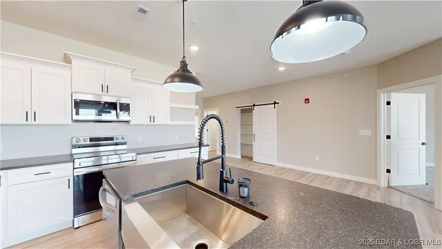 $425,000 | 104 Sierra Bay Drive, Unit 2C, Camdenton, MO 65020