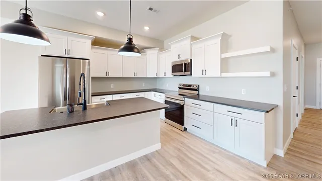 $425,000 | 104 Sierra Bay Drive, Unit 2C, Camdenton, MO 65020