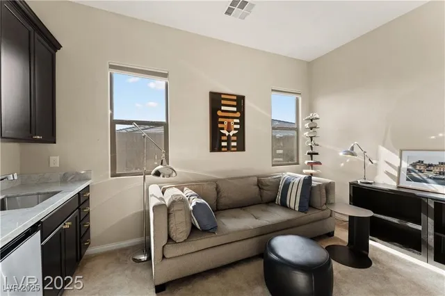 $7,995 | 733 Aberdeen Tartan Street, Las Vegas, NV 89138