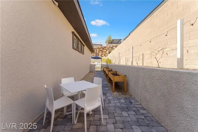 $7,995 | 733 Aberdeen Tartan Street, Las Vegas, NV 89138