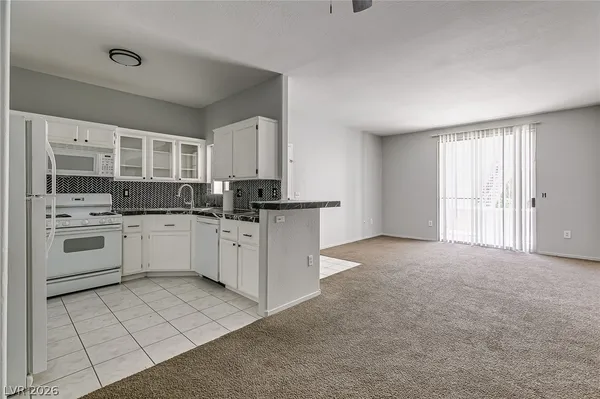 $1,599 | 1300 South Arlington Street, Unit 123, Las Vegas, NV 89104