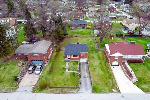 $150,000 | 1623 Kansas Avenue, White Oak, PA 15131