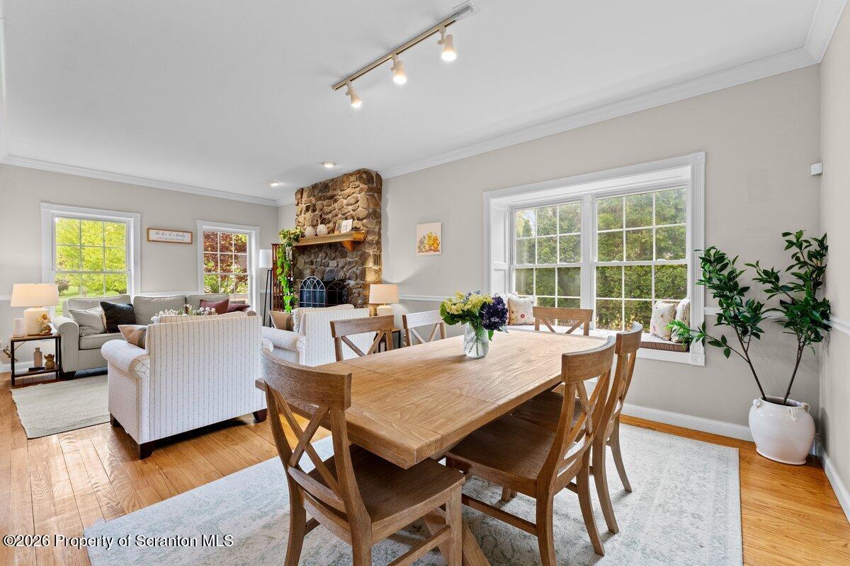 925 Parkview Road Moscow, PA 18444 - Photo 10 of 27 DSC06978
