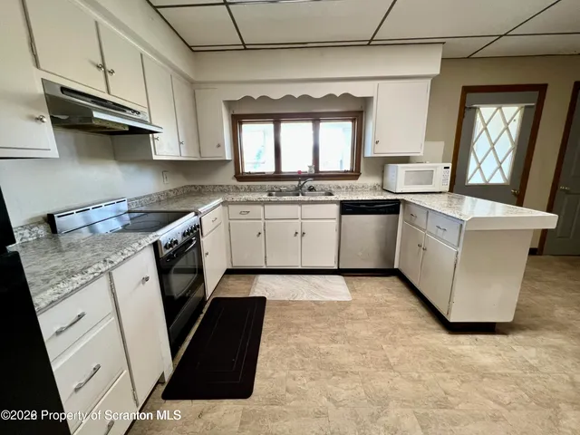 $1,400 | 608 Taylor, Scranton, PA 18510