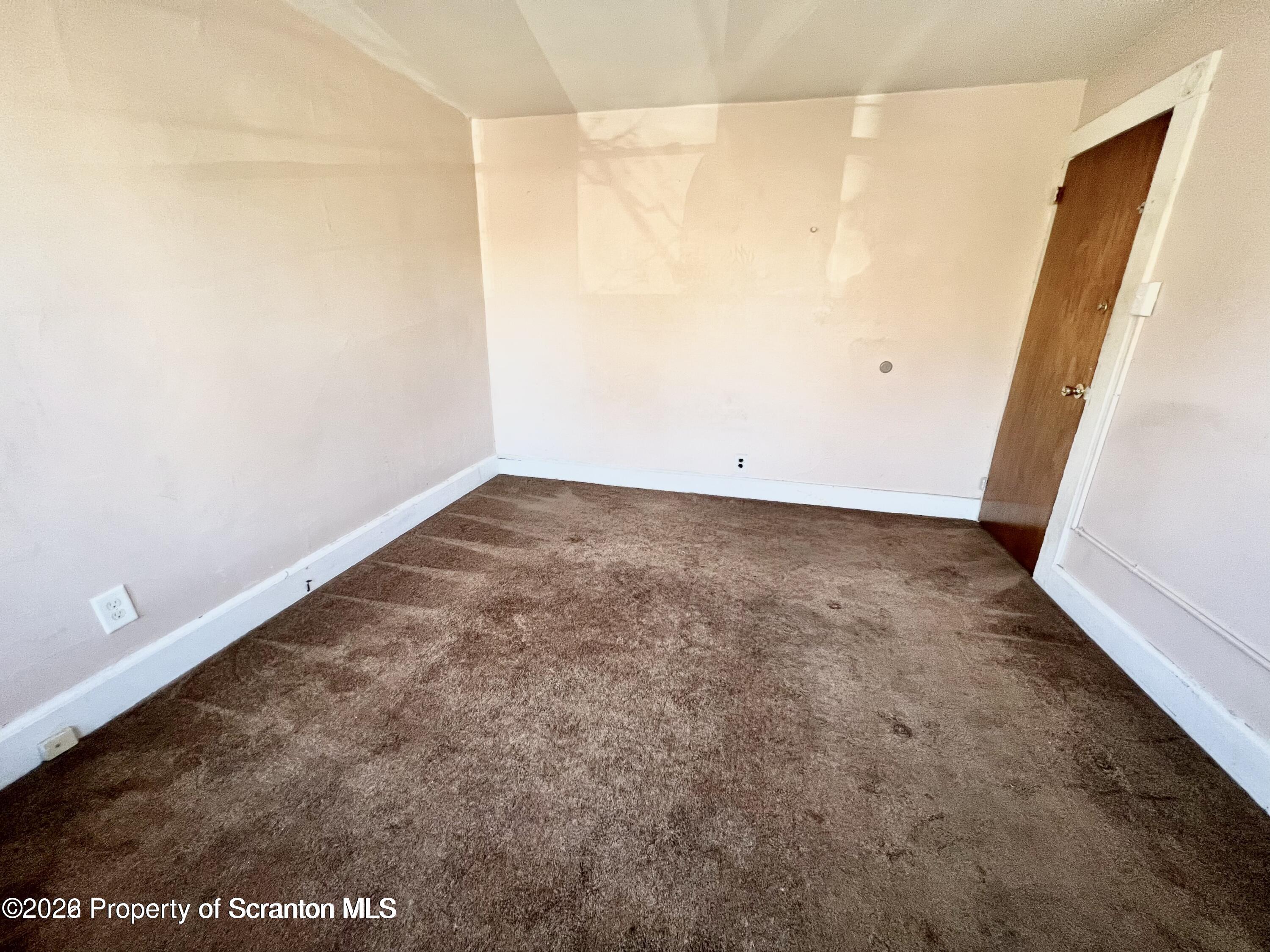 608 Taylor Scranton, PA 18510 - Photo 31 of 33 20221108144550031061000000-o