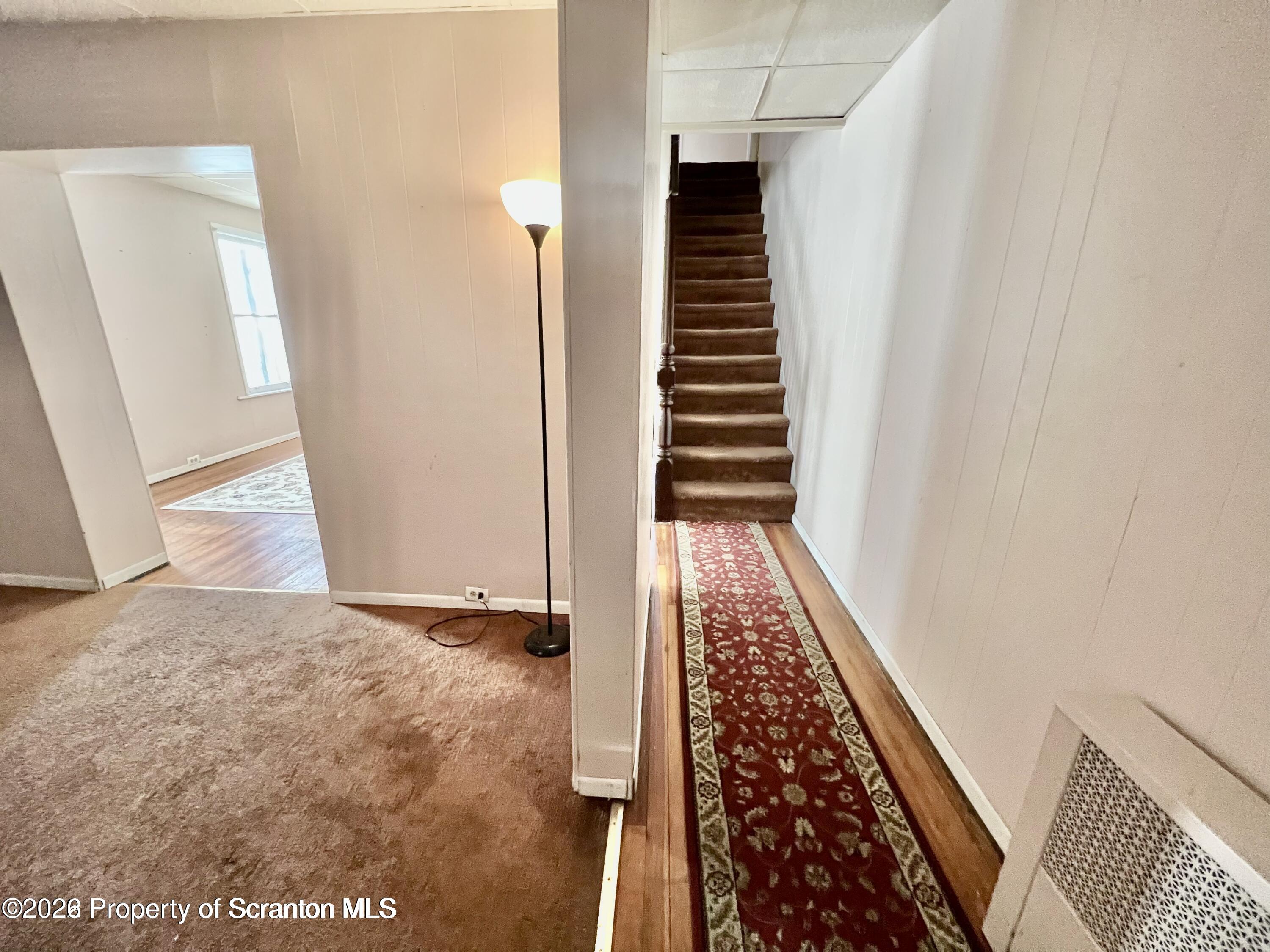 608 Taylor Scranton, PA 18510 - Photo 6 of 33 20221108143222178120000000-o