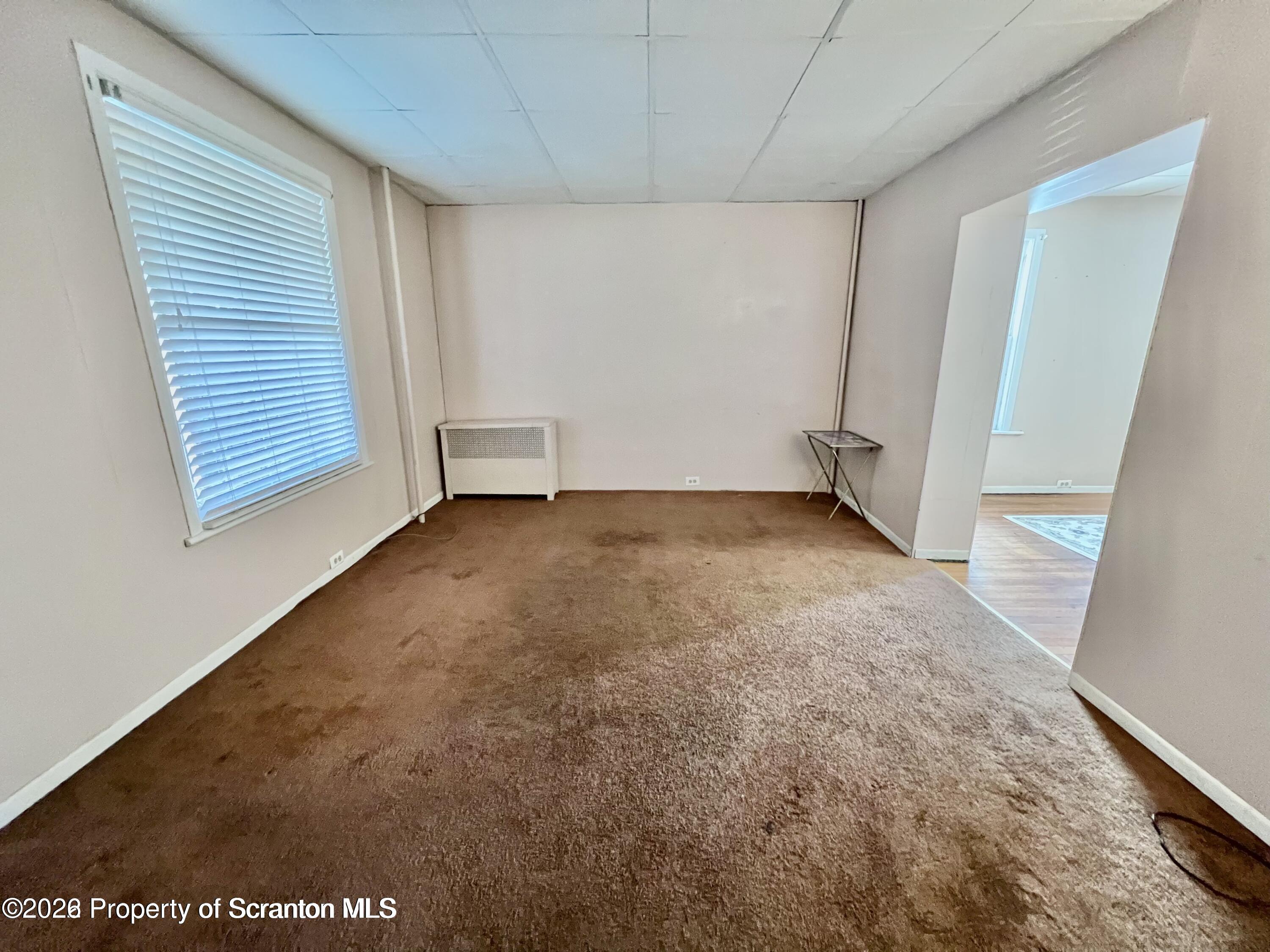 608 Taylor Scranton, PA 18510 - Photo 8 of 33 20221108143307252220000000-o