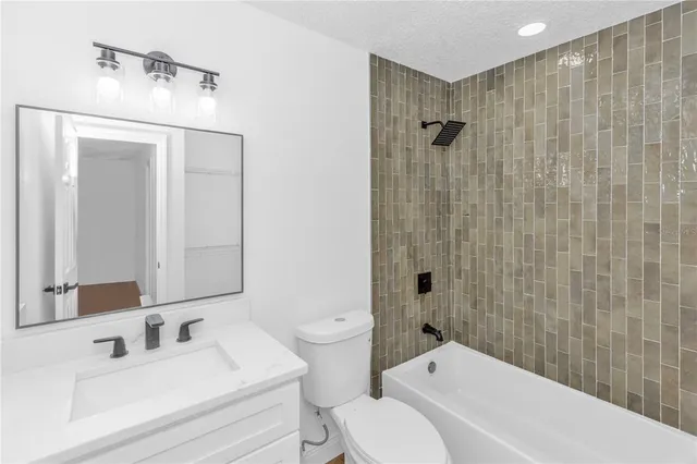 $435,000 | 2614 Canterclub Trail, Apopka, FL 32712