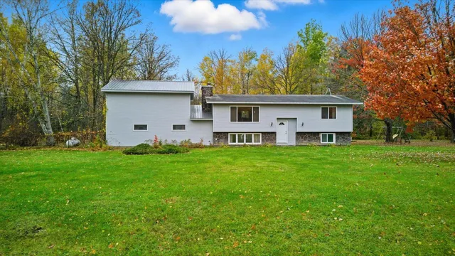 $329,999 | 1845 Pear Lake Road, Grand Rapids, MN 55744