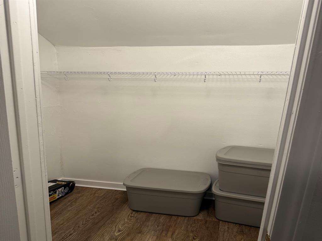 4347 Travis Street, Unit 4347 Dallas, TX 75205 - Photo 6 of 12 a bathroom with a toilet