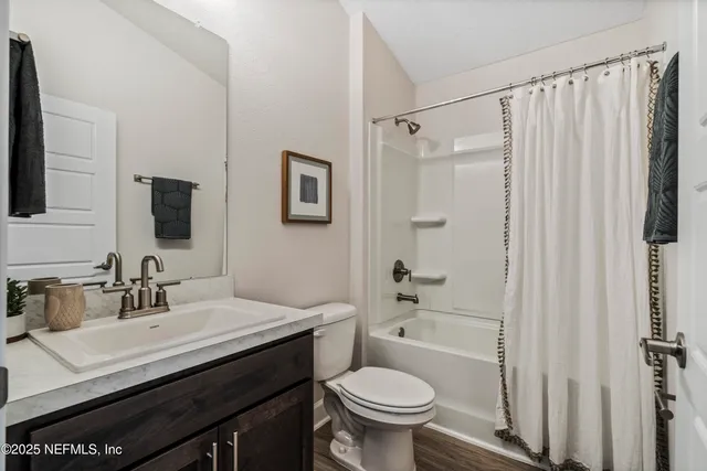 $310,000 | 8223 Helmsley Boulevard, Jacksonville, FL 32219