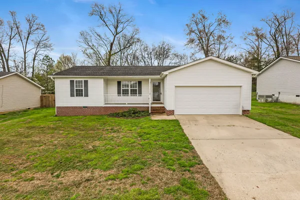 front view of house with a yard