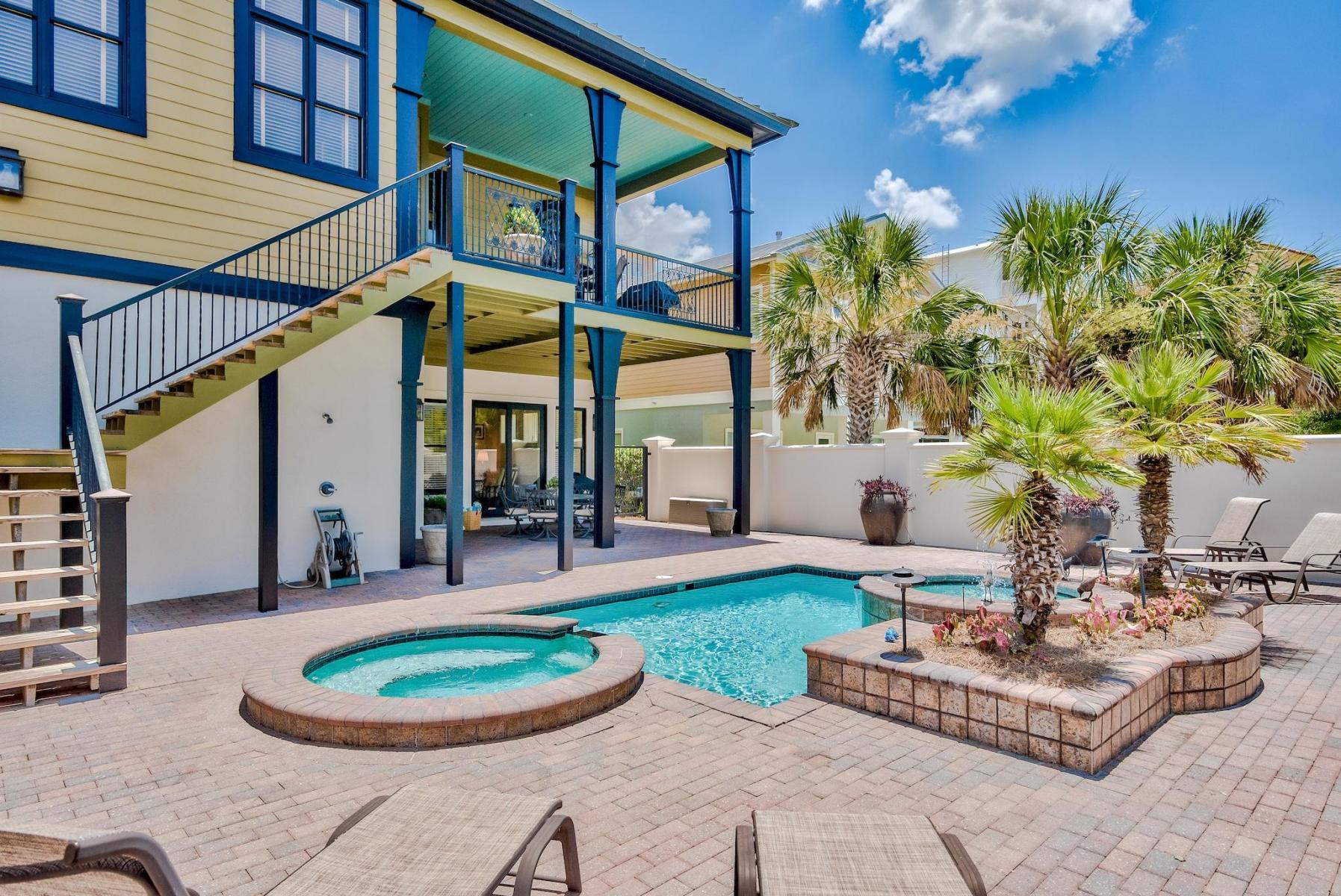 216 Sandtrap Road Miramar Beach, FL 32550 - Photo 49 of 58 a view of a house with backyard and sitting area