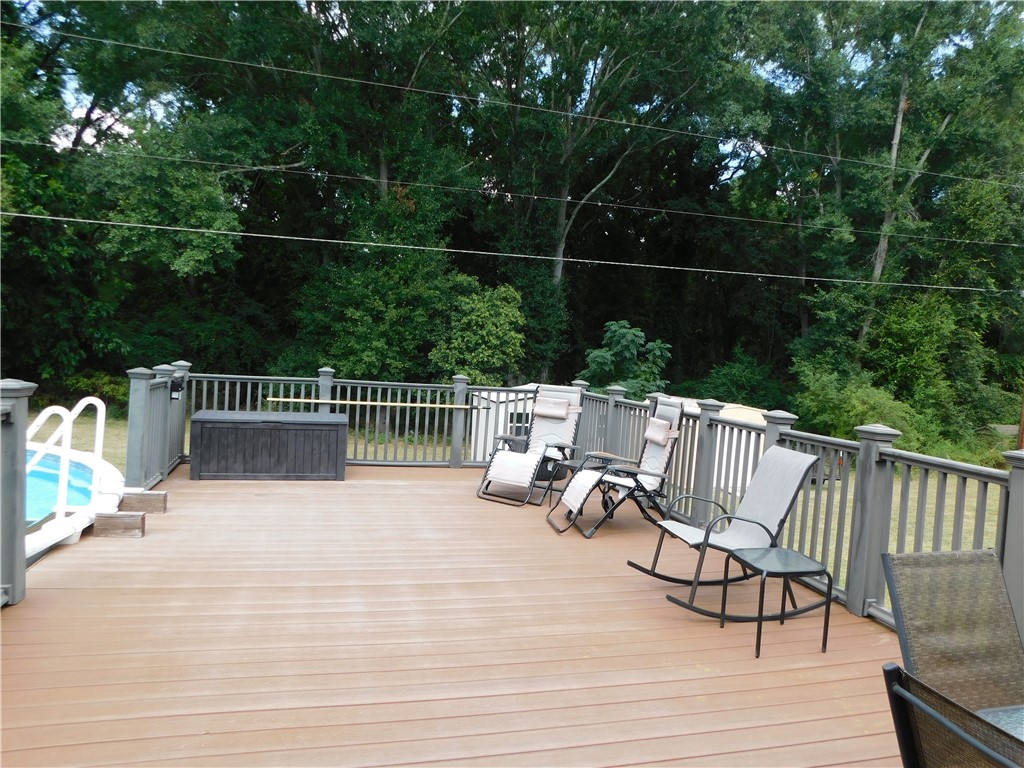 2705 Linmar Circle Anderson, SC 29621 - Photo 16 of 19 large deck