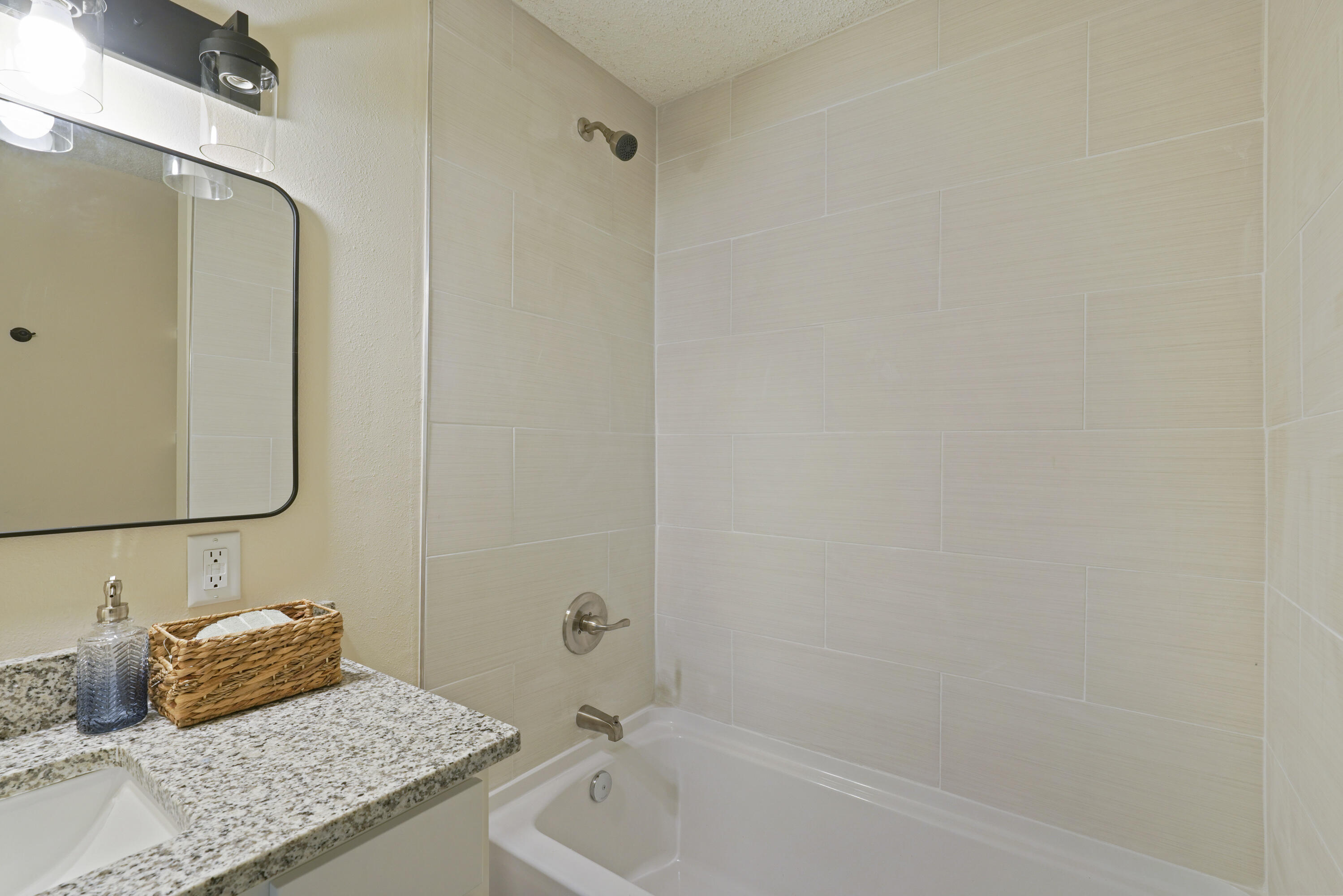 15 Lakeview Drive Mary Esther, FL 32569 - Photo 21 of 28 28