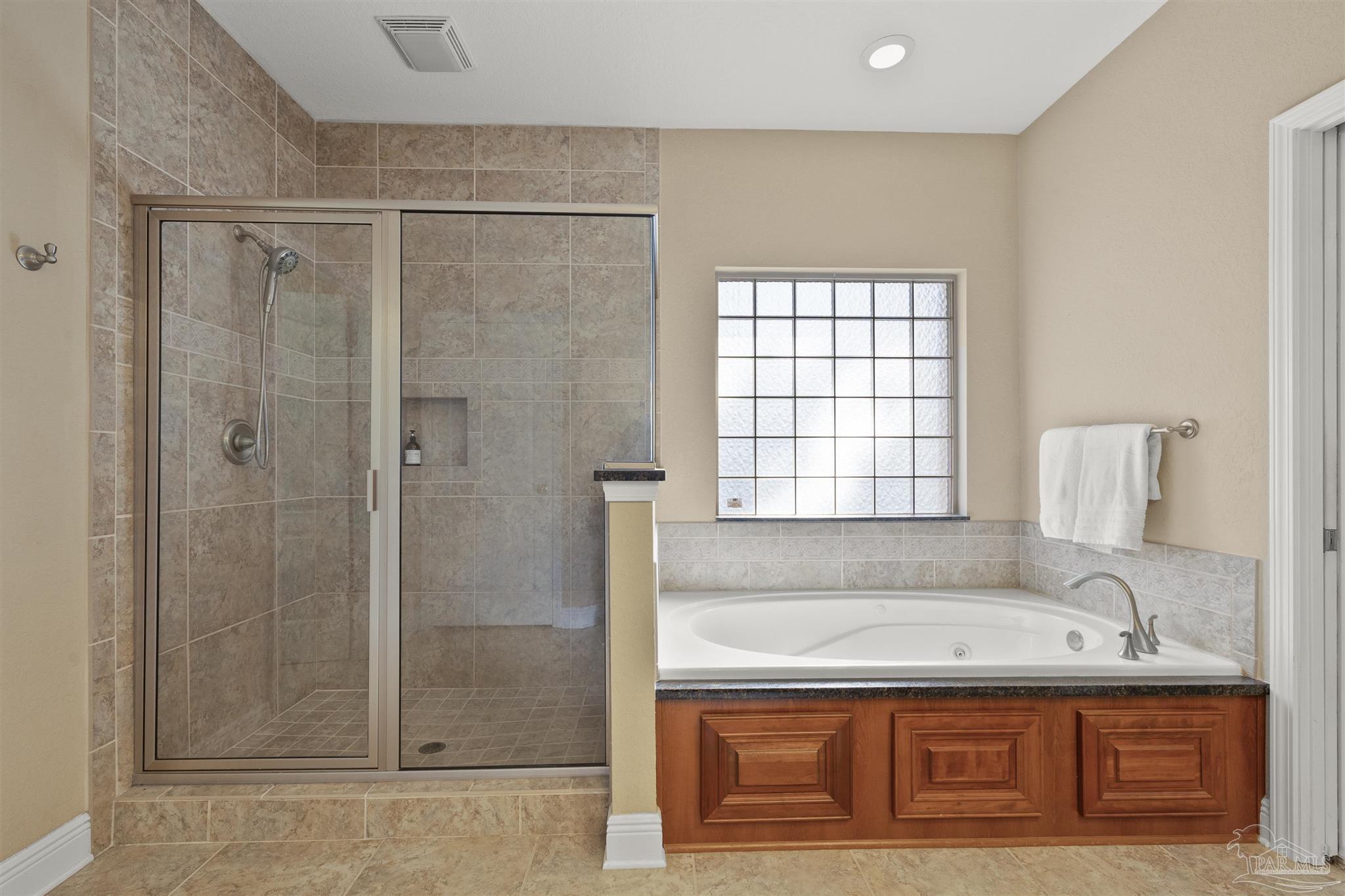 8941 Foxtail Loop Pensacola, FL 32526 - Photo 19 of 42