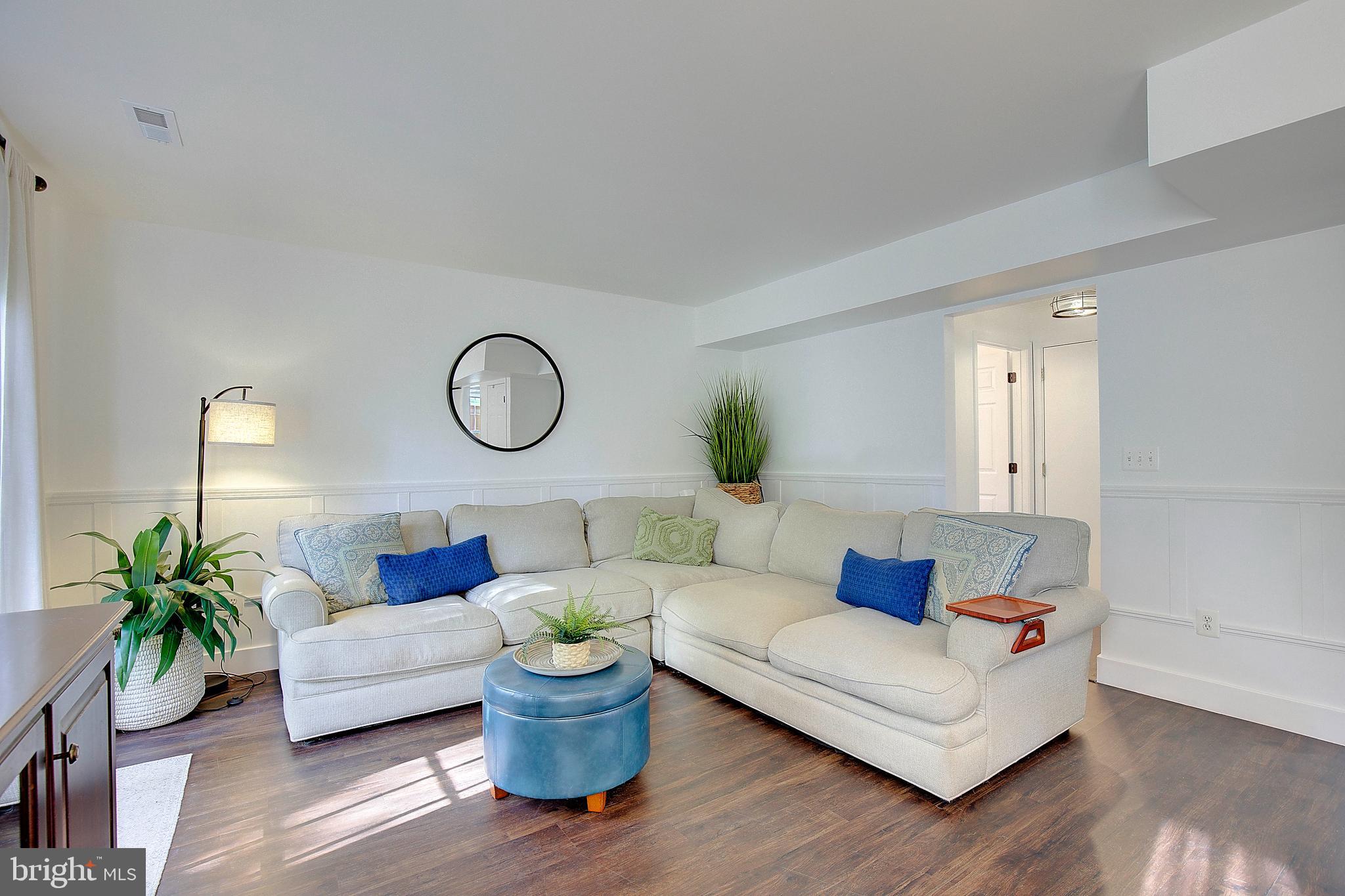 3513 Oak Drive Edgewater, MD 21037 - Photo 17 of 38 Family Room
