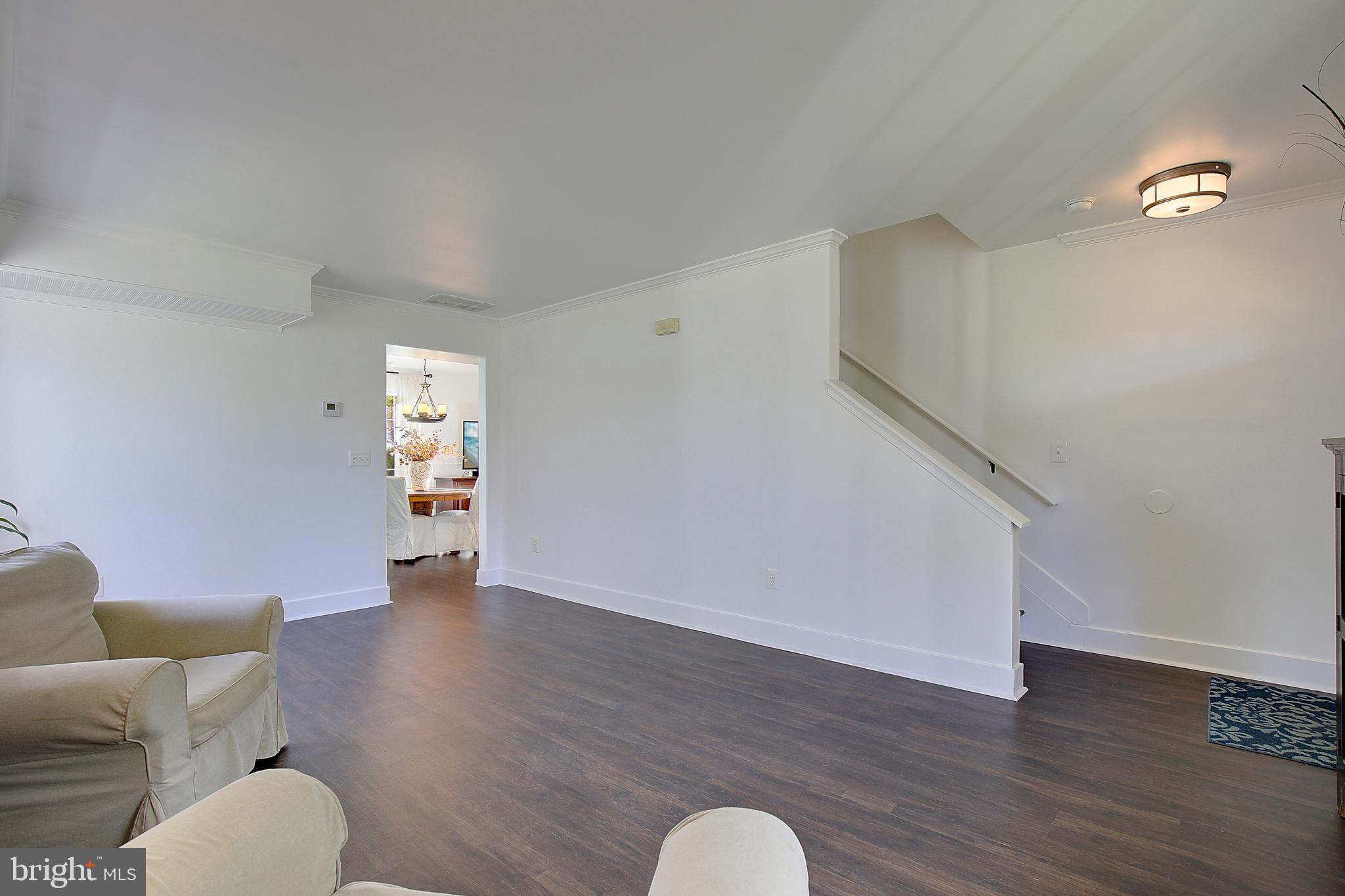 3513 Oak Drive Edgewater, MD 21037 - Photo 5 of 38 Sitting Room