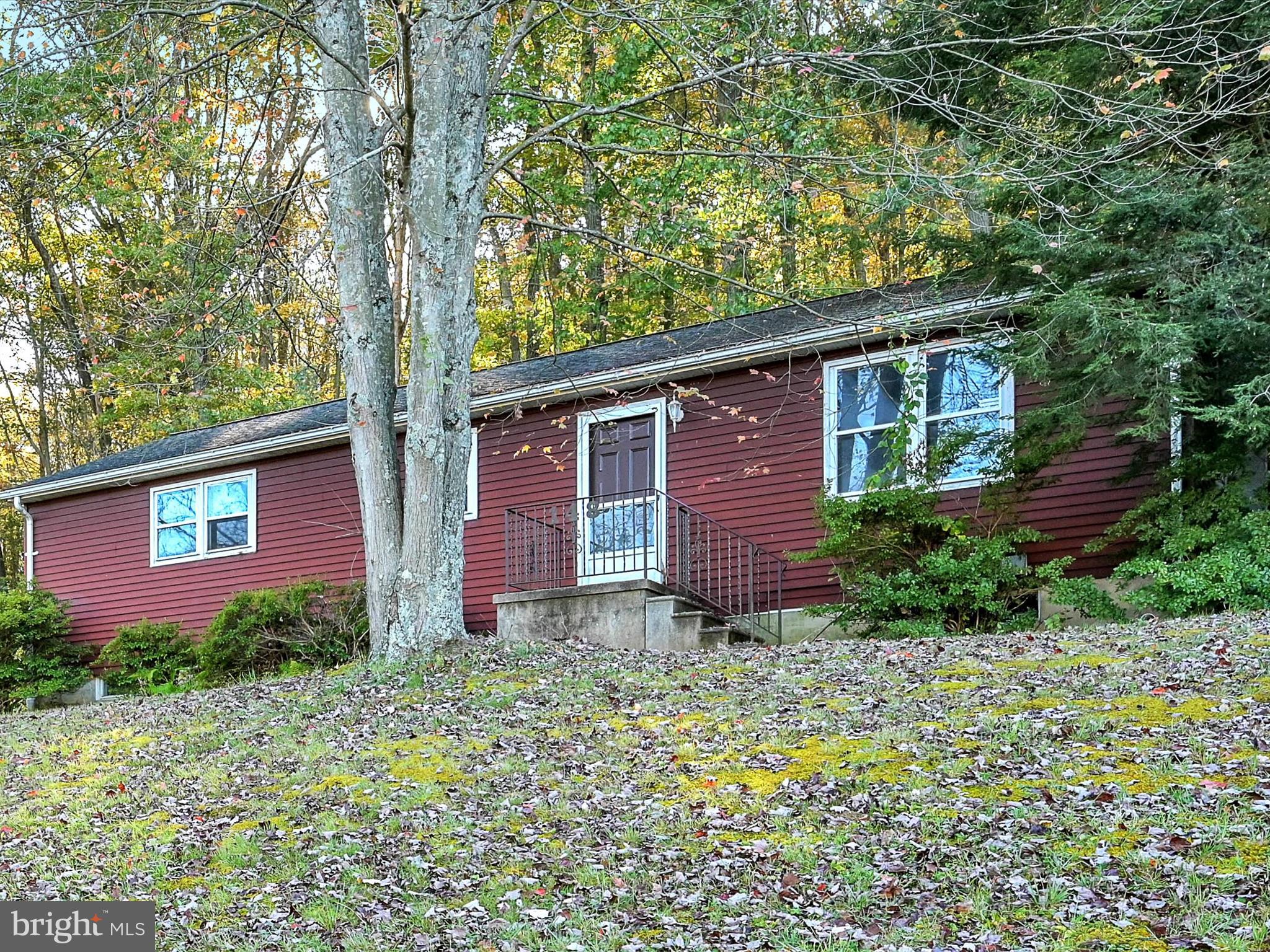 148 Mexico Road Pine Grove, PA 17963 - Photo 4 of 33 a front view of a house with garden