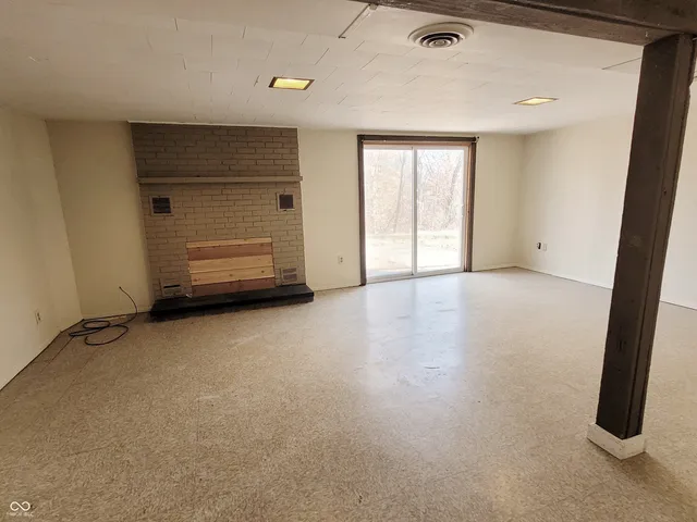 $1,500 | 1130 Tuck A Way Ridge Drive, Nashville, IN 47448