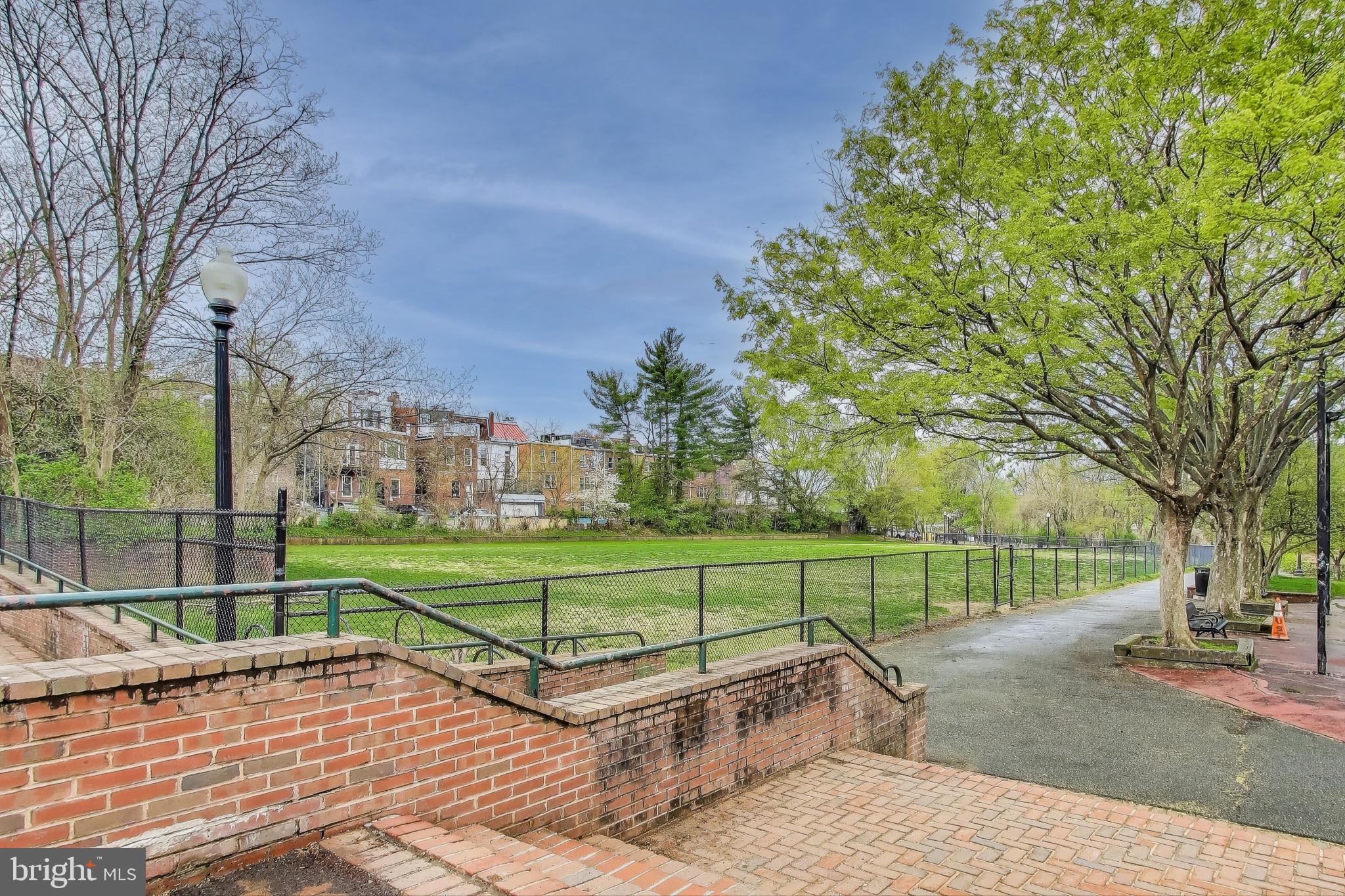 2707 Adams Mill Road Northwest, Unit 206 Washington, DC 20009 - Photo 16 of 18