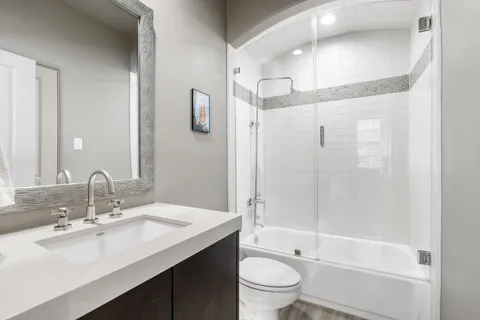 $525,000 | 3934 Feagan Street, Houston, TX 77007