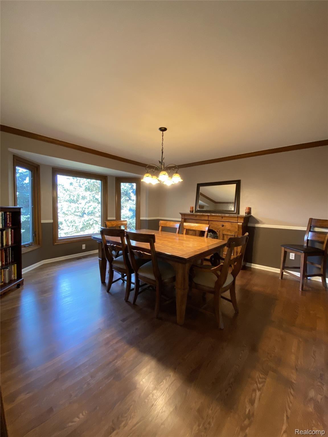 2462 Evergreen Court Rochester, MI 48309 - Photo 7 of 28 7.jpg