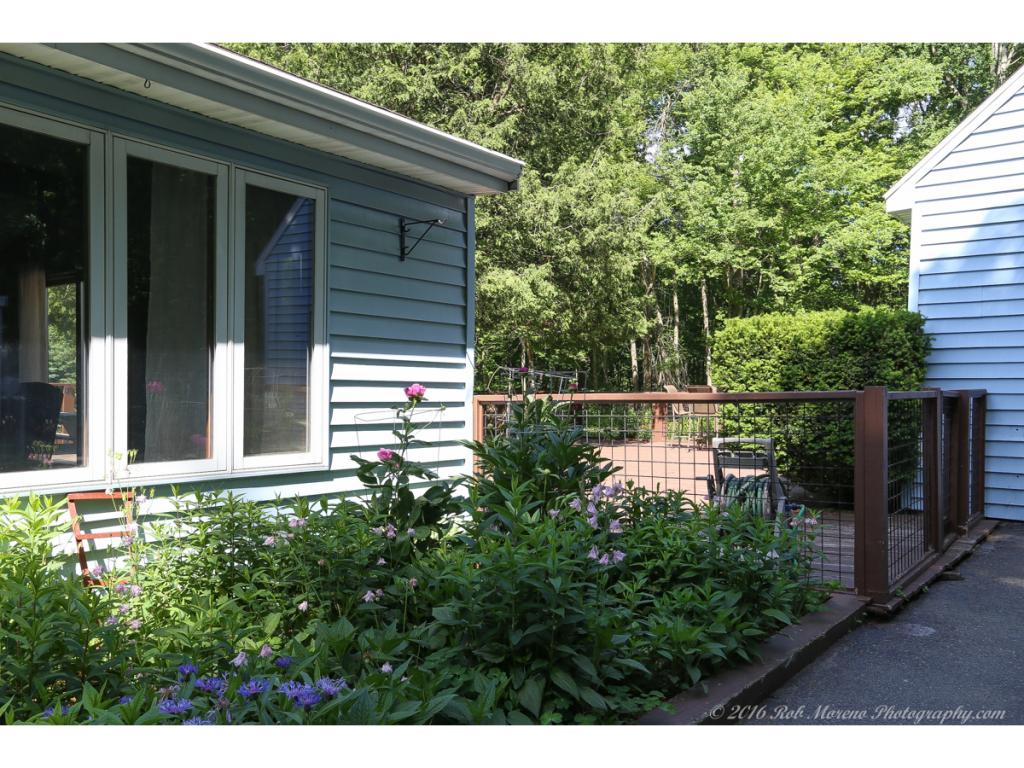 60 Hampstead Road Salem, NH 03079 - Photo 3 of 34