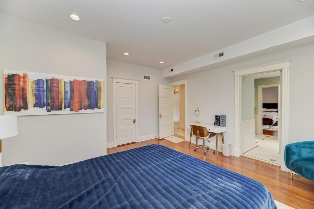 1499 Sheridan Road Highland Park, IL 60035 - Photo 46 of 87