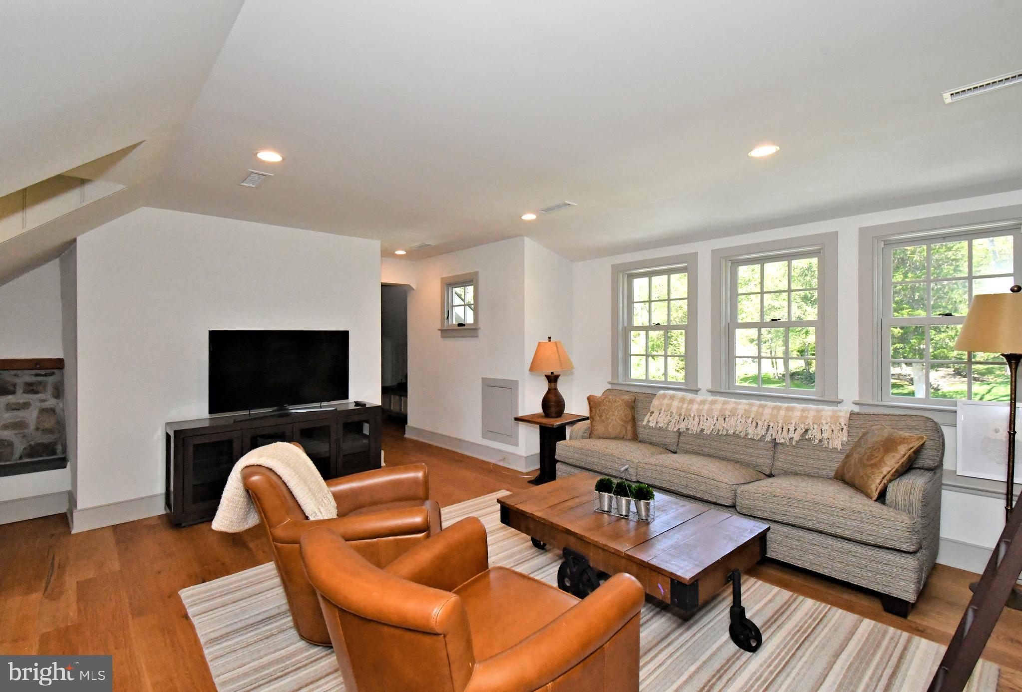 465 Pineville Road Newtown, PA 18940 - Photo 85 of 146 Bedroom 4 Sitting Room