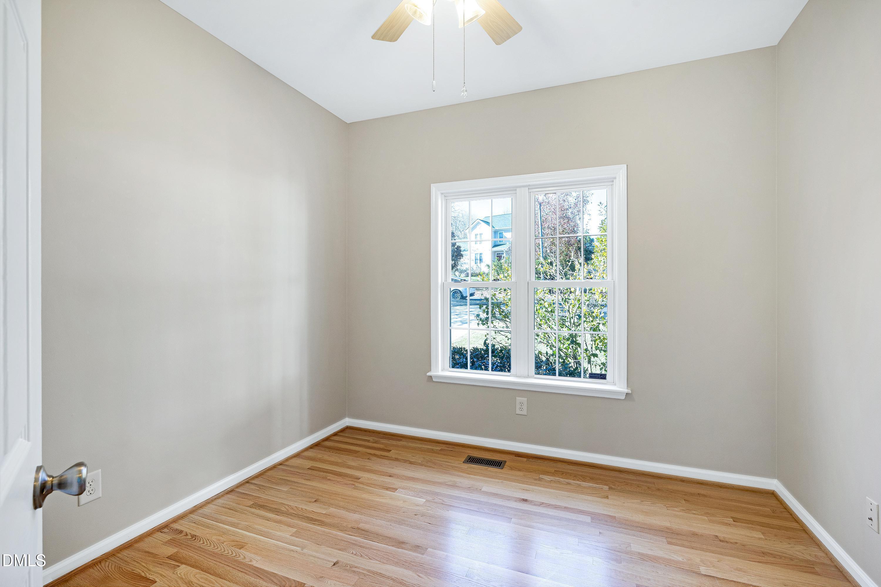 105 Grassy Ridge Court Apex, NC 27502 - Photo 20 of 34 Scene-25