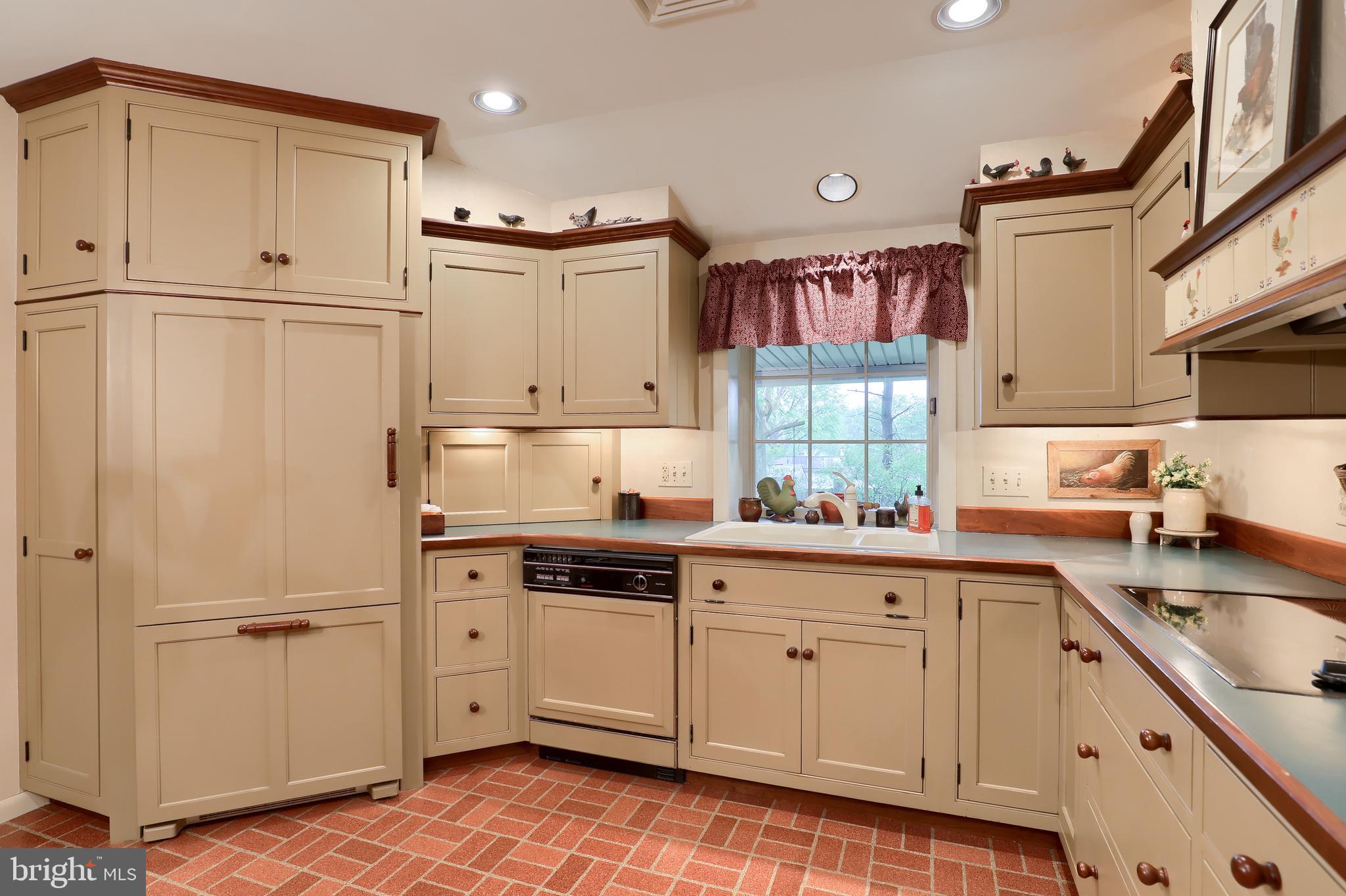 1608 Silver Spring Road Landisville, PA 17538 - Photo 14 of 38 Gallery Image 14