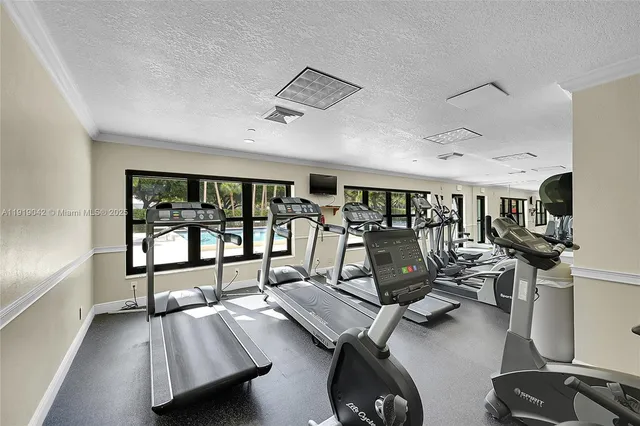 $4,900 | 3200 Port Royale Drive North, Unit 1009, Fort Lauderdale, FL 33308