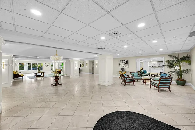 $4,900 | 3200 Port Royale Drive North, Unit 1009, Fort Lauderdale, FL 33308