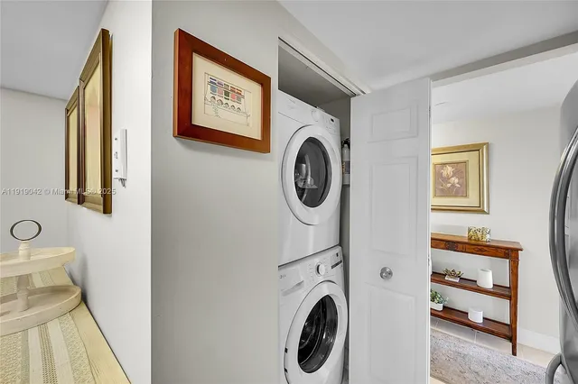 $4,900 | 3200 Port Royale Drive North, Unit 1009, Fort Lauderdale, FL 33308