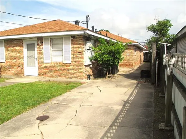 $268,000 | 3619 Rose Avenue, Chalmette, LA 70043
